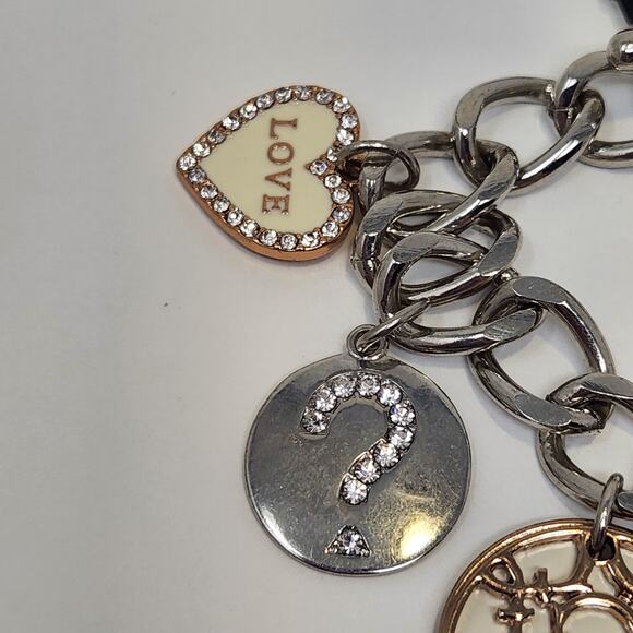 Guess Heart Love Logo Charm Link Bracelet Toggle Closure Silver Tone Chunky New - Picture 2 of 4